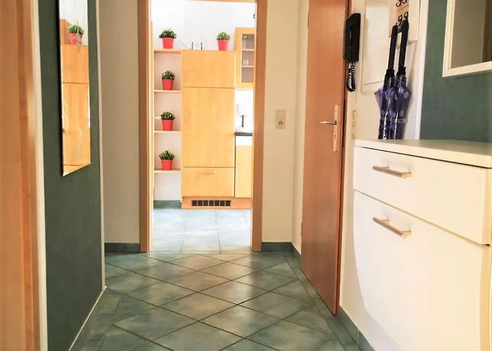 Mosel 3-zimmer Garten Balkon Free Parking Netflix Premium Premium アパート コブレンツ