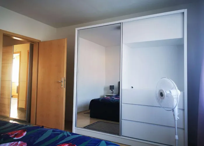 Mosel 3-zimmer Garten Balkon Free Parking Netflix Premium Premium コブレンツ